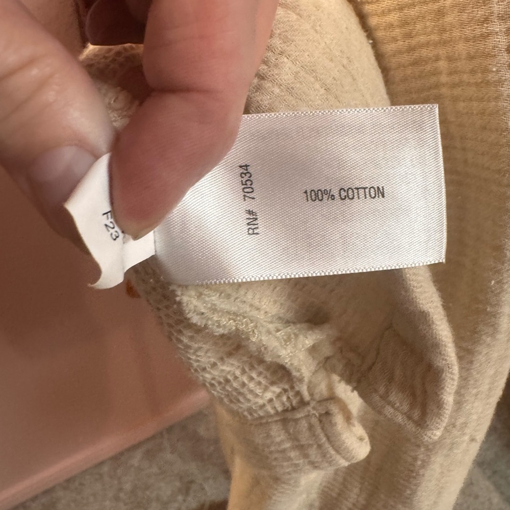 Orvis Button-Front Cotton Shirt Jacket in Warm Beige - Picture 6 of 6